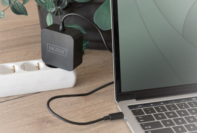 DIGITUS Chargeur pour ordinateur portable USB-C, 65 W, noir