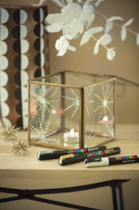 POSCA Marqueur à pigment PC-5M, étui de 4 noir, blanc, or, argent