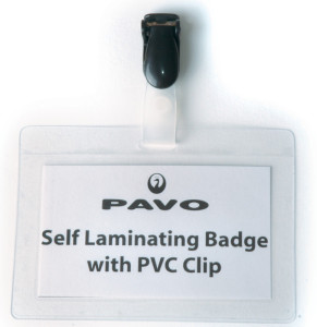 pavo badge plastifié, avec clip, 54 x 90 mm