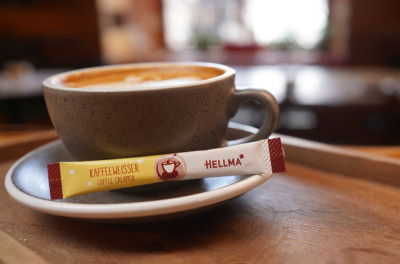 HELLMA Sticks de mousse à café, dans un présentoir en carton