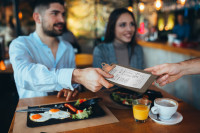 Securit Protège-menus à pince, (L)115 x (H)265 mm, marron Securit Protège-menus à pince, (L)115 x (H)265 mm, marron