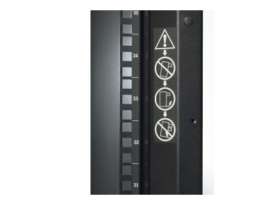 APC : NETSHELTER SX 42U/600MM/1200MM ENCLOSURE W/ROOF et SIDES BLACK