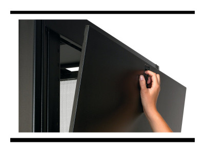 APC : NETSHELTER SX 42U/600MM/1200MM ENCLOSURE W/ROOF et SIDES BLACK