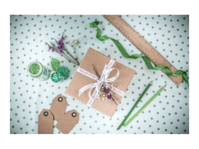 Brother TZE-R234 ruban laminé P-Touch 12mm Blanc Or