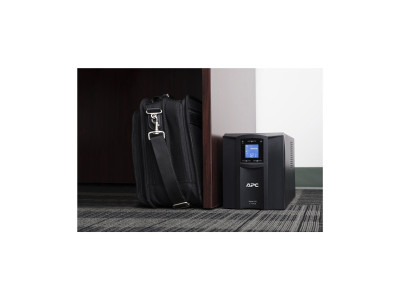 APC : APC SMART-UPS C 1000VA LCD 230V avec SMARTCONNECT