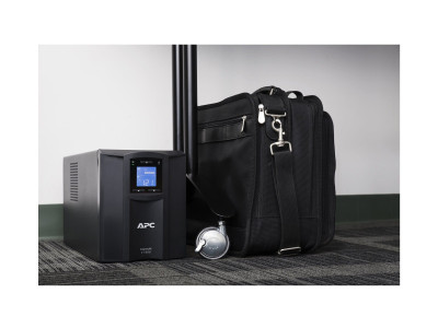 APC : APC SMART-UPS C 1000VA LCD 230V avec SMARTCONNECT