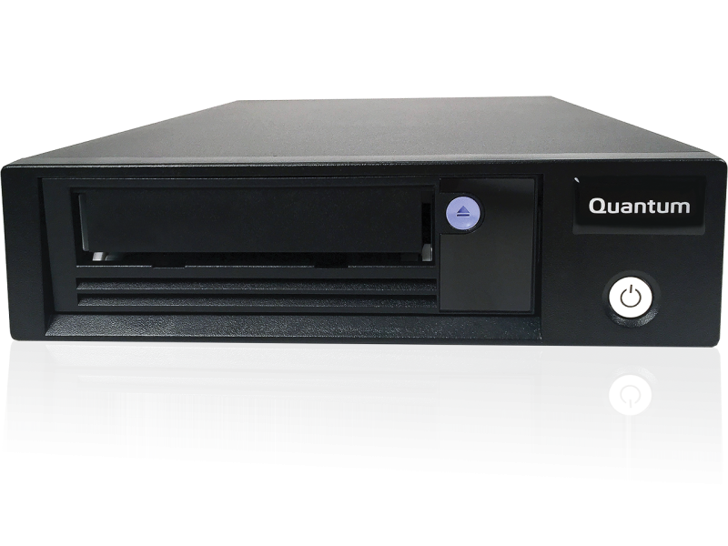 Quantum : LTO-8 tape drive HH EXT. SFF8088 MINI-SAS CONNECTOR BLCK.