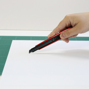 NT Cutter PMGA EV01, aluminium, rouge / noir