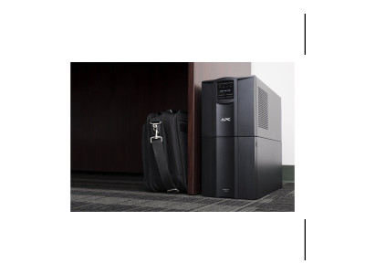 APC : SMART-UPS 2200VA LCD 230V avec SMARTCONNECT
