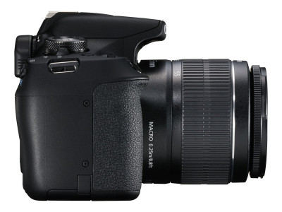 Canon : EOS 2000D BODY kit avec EF-S 18-55MM F/3.5-5.6 IS II