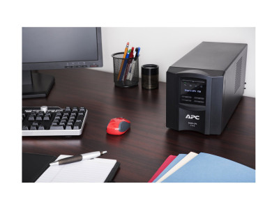 APC : SMART-UPS 750VA LCD 230V avec SMARTCONNECT