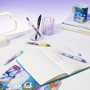 BIC Stylo à bille rétractable 4 Colours Messages, présentoir