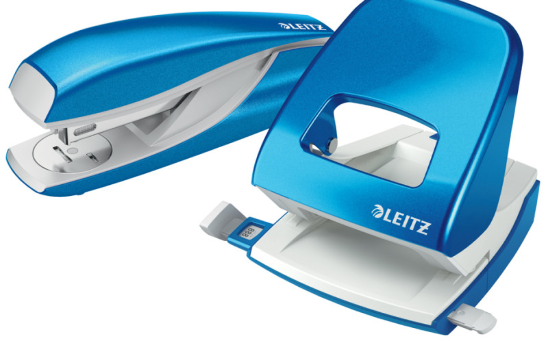 Perforatrice Leitz Active : 2 En 1 - Poinçonnage Mobile + Remplace Barre De Compresseur, Bleu