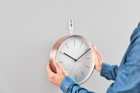 tesa Powerstrips Clou adhésif, pour papier peint et plâtre tesa Powerstrips Clou adhésif, pour papier peint et plâtre