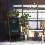 Point d'accueil client Bi-Office, avec surface tableau noir