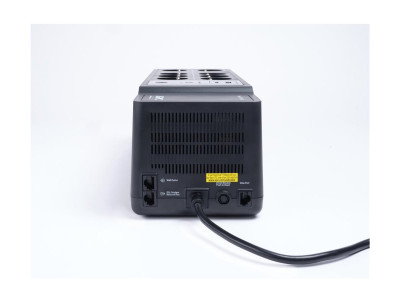 APC : APC BACK-UPS 850VA 230V USB USB TYPE-C et A CHARGING PORTS