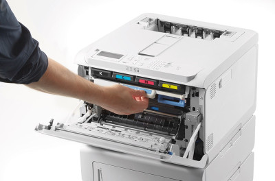 OKI C650dn Imprimante laser couleur haute qualité compacte