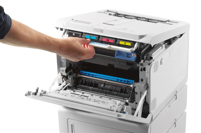 OKI C650dn Imprimante laser couleur haute qualité compacte