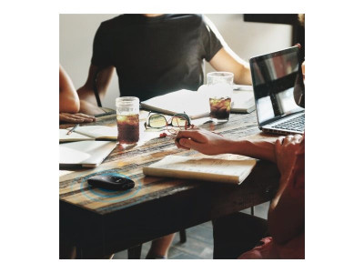 TP-Link : 4G LTE MOBILE WI-FI ROUTER 150MBPS 2000 MAH LI-ION batterie