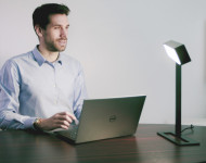 UNiLUX Lampe de luminothérapie LED Dayvia SUNDESK, noir UNiLUX Lampe de luminothérapie LED Dayvia SUNDESK, noir