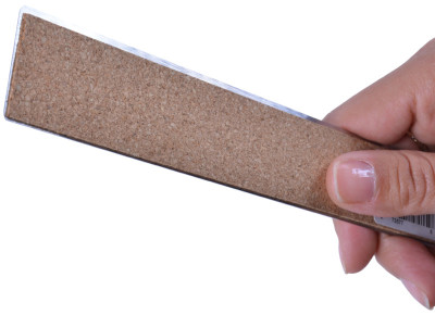 WESTCOTT Metall-Lineal mit Kork-Rückseite, Länge: 300 mm