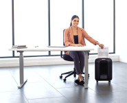 Destructeur de documents Fellowes Powershred LX85, noir Destructeur de documents Fellowes Powershred LX85, noir