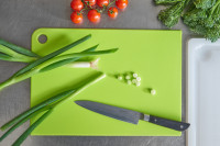 Planche à découper Plast Team « Slim-Line », 244 x 172 mm, verte Planche à découper Plast Team « Slim-Line », 244 x 172 mm, verte