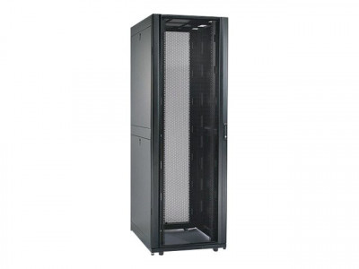 APC : NETSHELTER SX 45U 750MM WIDE X 1070MM DEEP ENCLOSURE avec SI