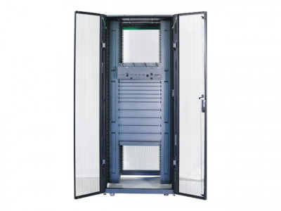 APC : EASY RACK 800MM/42U/1100MM avec ROOF SIDE PANEL CASTORS FEET et