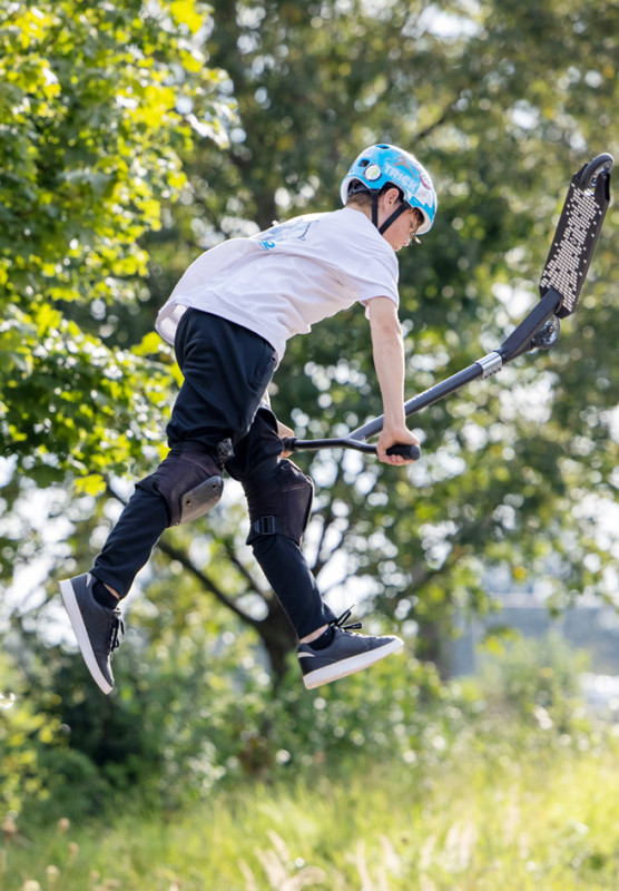 SCHILDKRÖT Trottinetter Stunt Scooter Kickless Piano