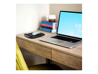 Startech : MOUSE PAD - CUSHIONED - ERGONOMIC - NON-SLIP BASE