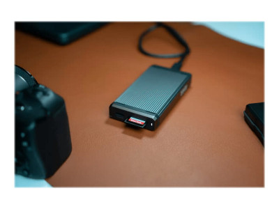 Western Digital : EXTREME PLUS 32GB SDHC memory card 100MB/S 60MB/S UHS-I CLASS