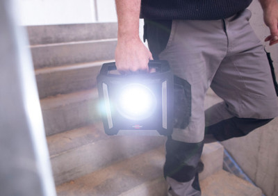 brennenstuhl Projecteur LED portable rechargeable MULTI noir
