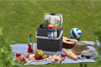 AEG Glacière KK 14, capacité: 14 litres, noir AEG Glacière KK 14, capacité: 14 litres, noir