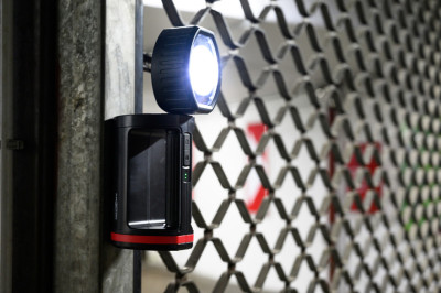 ANSMANN Projecteur portable LED HS20R Pro, noir/rouge