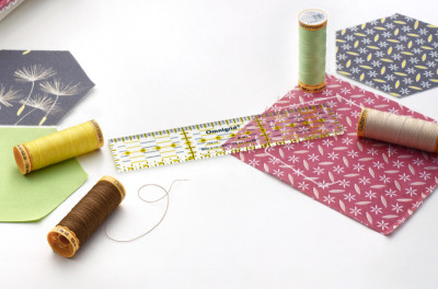 Gütermann Set de fils de couture, 8 bobines + règle
