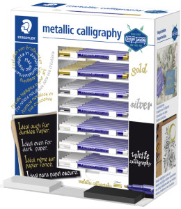 STAEDTLER Marqueur permanent metallic calligraphy,présentoir