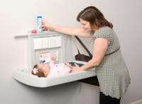 Rubbermaid Table à langer horizontale, pliable Rubbermaid Table à langer horizontale, pliable