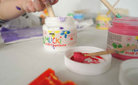 KREUL Gouache aux doigts pour textiles  KREUL Gouache aux doigts pour textiles