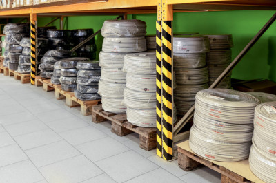 DURABLE Profilé de protection des angles C19, longueur: 1 m