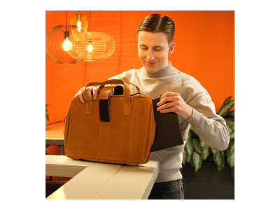R-Go Tools : VIVA LAPTOP BAG 15.6IN BROWN - FULL GRAIN LEATHER BROWN