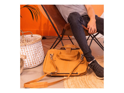 R-Go Tools : VIVA LAPTOP BAG 15.6IN BROWN - FULL GRAIN LEATHER BROWN