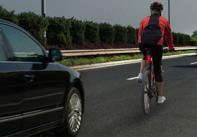 ANSMANN Fahrrad-LED-Rückleuchte mit Bremslichtfunktion
