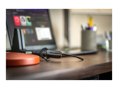 HP - Poly : S8240/A SAVI 3IN1 CONVERTIBLE UC DECT EMEA