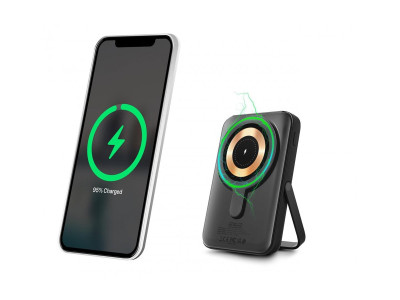 Urban Factory : MAGNEE POWER - UNIVERSAL MAGNETIC WIRELESS POWER BANK - 1
