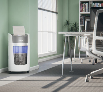 Destructeur de documents LEITZ IQ OptiMax Office P5, blanc/gris