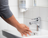 TORK Savon liquide doux pour mini-distributeur, 525 ml TORK Savon liquide doux pour mini-distributeur, 525 ml