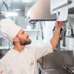 Fin de série : Rail de serrage mural HYGOSTAR Catchball Fin de série : Rail de serrage mural HYGOSTAR Catchball