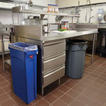 Rubbermaid Couvercle pour collecteur BRUTE, gris Rubbermaid Couvercle pour collecteur BRUTE, gris