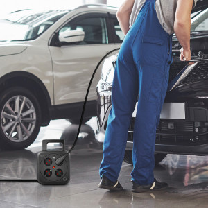 Enrouleur de câble LogiLink, 4 voies + 2 ports USB, câble : 5 m, noir